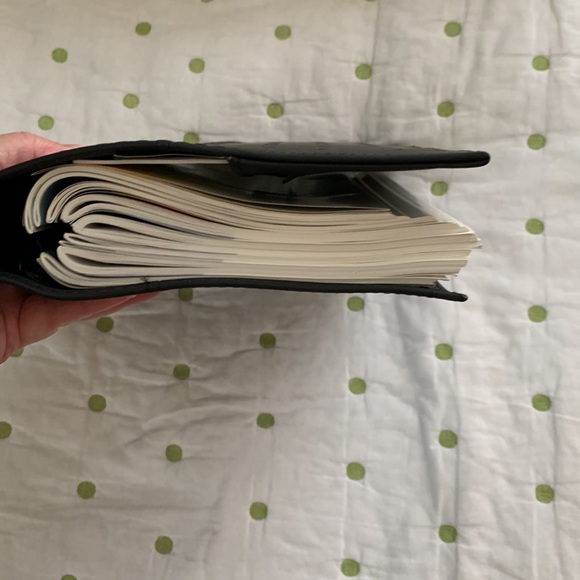 Genuine VW Owners Manual - Picture 3 of 8